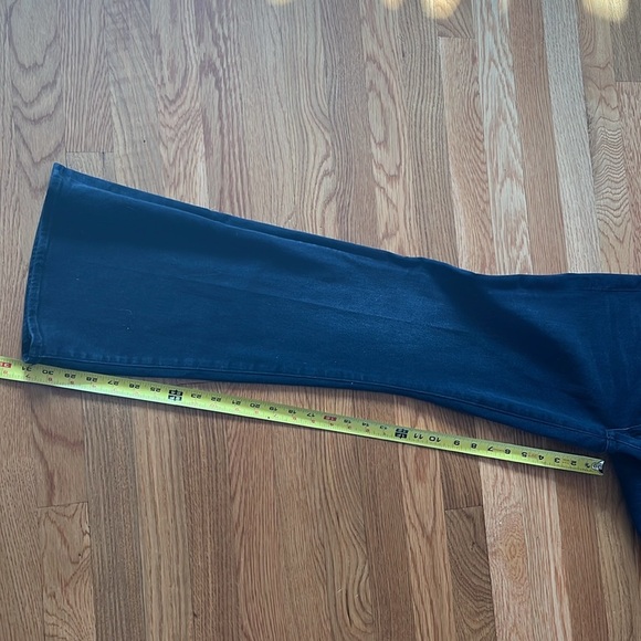 MOTHER The Weekender High-Rise Flare Jeans Size 31 NWT - Picture 10 of 15